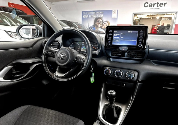 Toyota Yaris cena 65900 przebieg: 66241, rok produkcji 2021 z Jutrosin małe 191